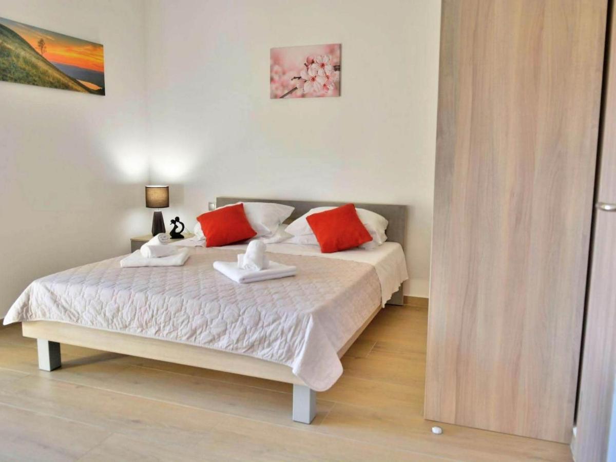 Fancy Apartments Dream บรานา ภายนอก รูปภาพ