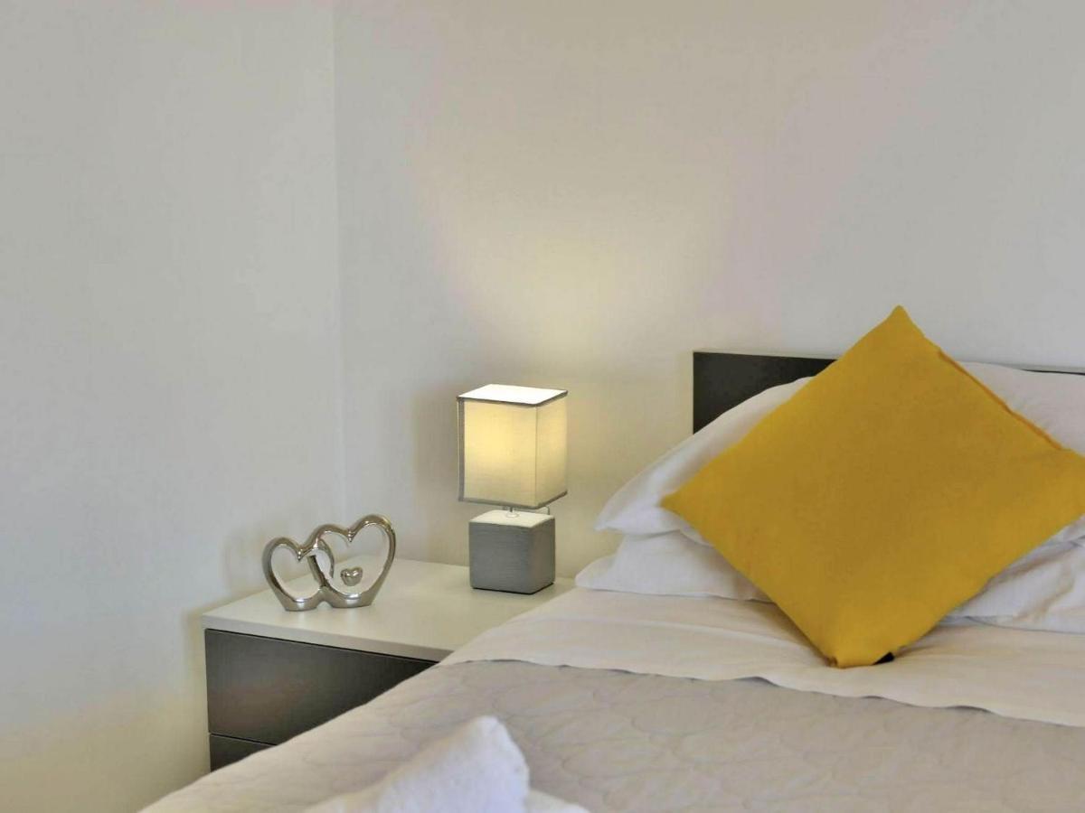 Fancy Apartments Dream บรานา ภายนอก รูปภาพ