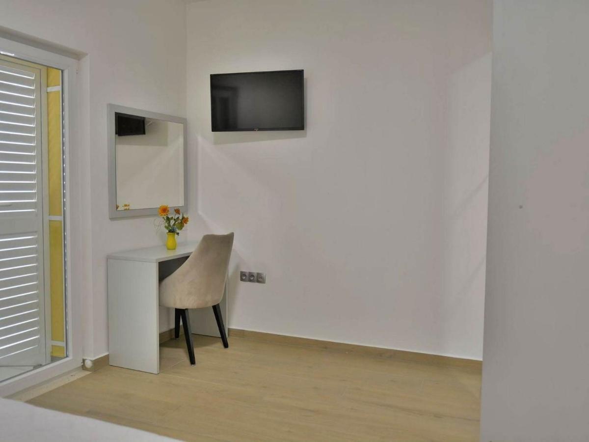 Fancy Apartments Dream บรานา ภายนอก รูปภาพ